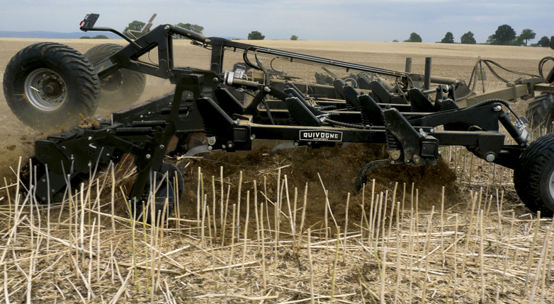 Cultivatoare Quivogne BLACKBEAR 4 rânduri