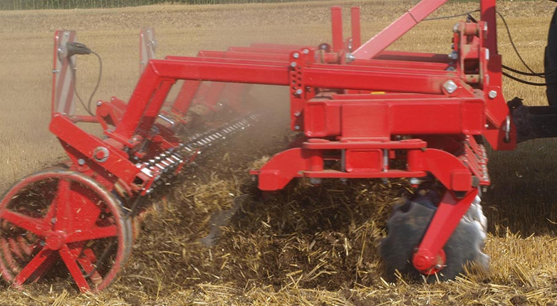 Grapă cu discuri compactă purtată Quivogne DISKATOR M rigid